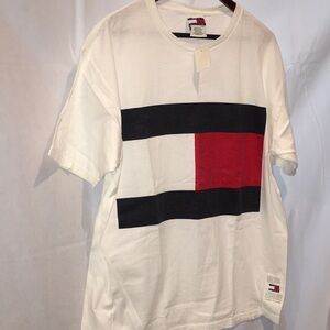 NWT Tommy Hilfiger Tee | Size L